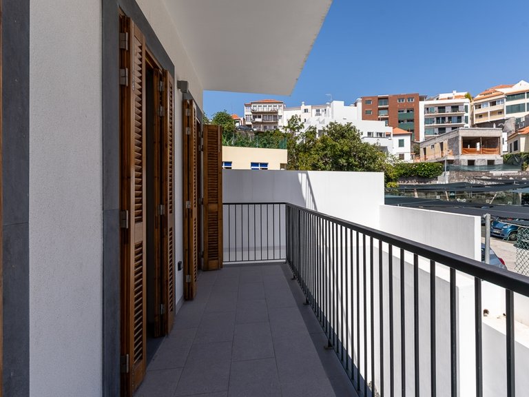 Apartment for Sale in Funchal, Ilha Da Madeira, Portugal 2