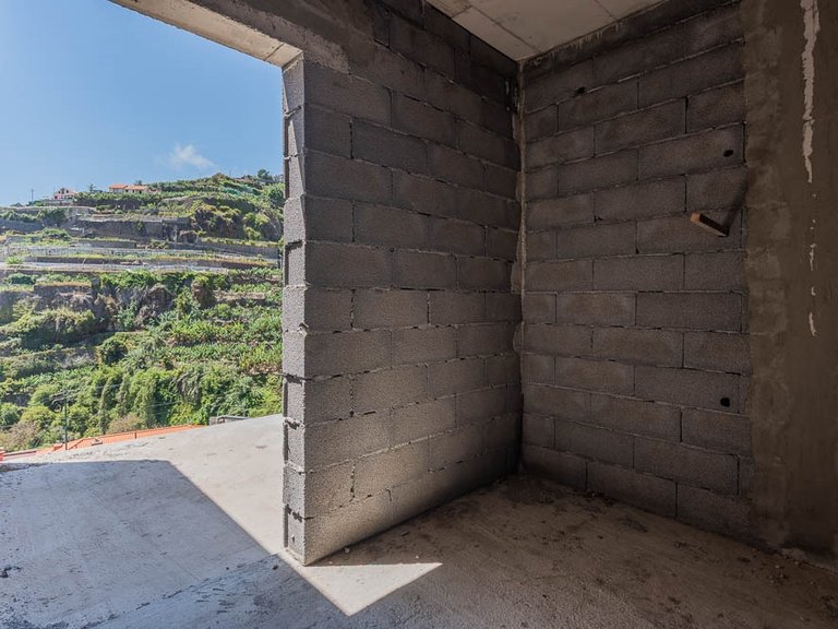 Villa for Sale in Ponta Do Sol, Ilha Da Madeira, Portugal 12