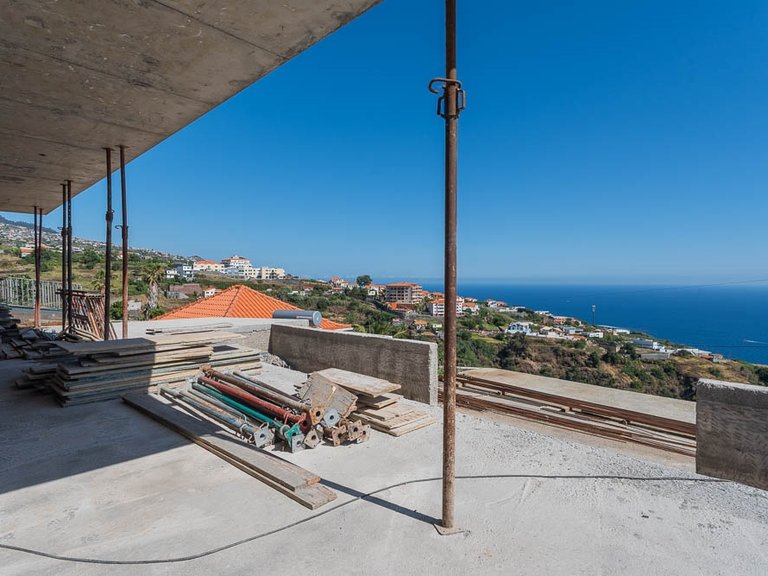 Villa for Sale in Calheta, Ilha Da Madeira, Portugal 19