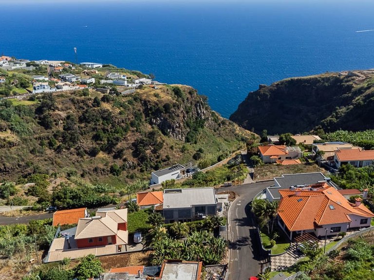 Villa for Sale in Calheta, Ilha Da Madeira, Portugal 39