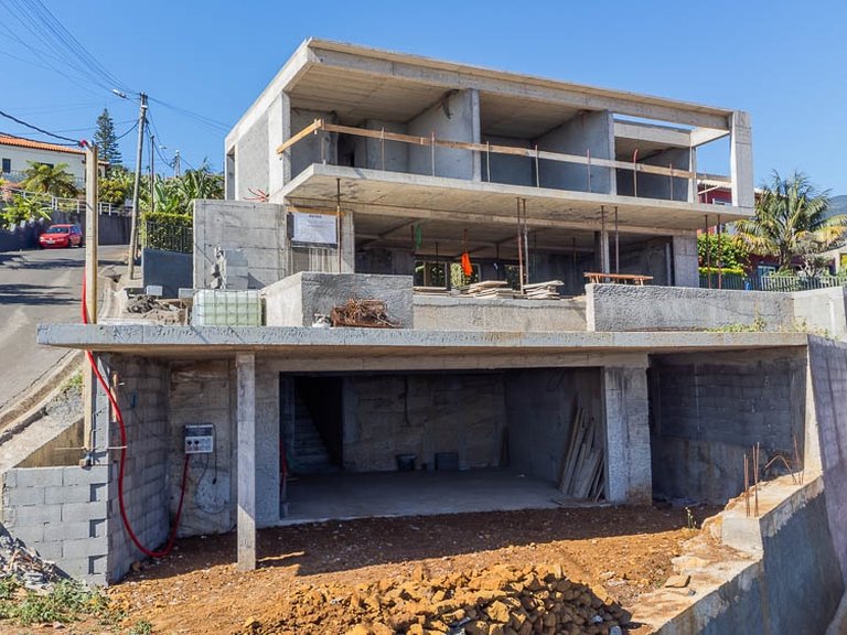 Villa for Sale in Calheta, Ilha Da Madeira, Portugal 42