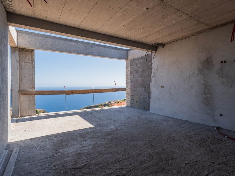 Villa for Sale in Calheta, Ilha Da Madeira, Portugal 31