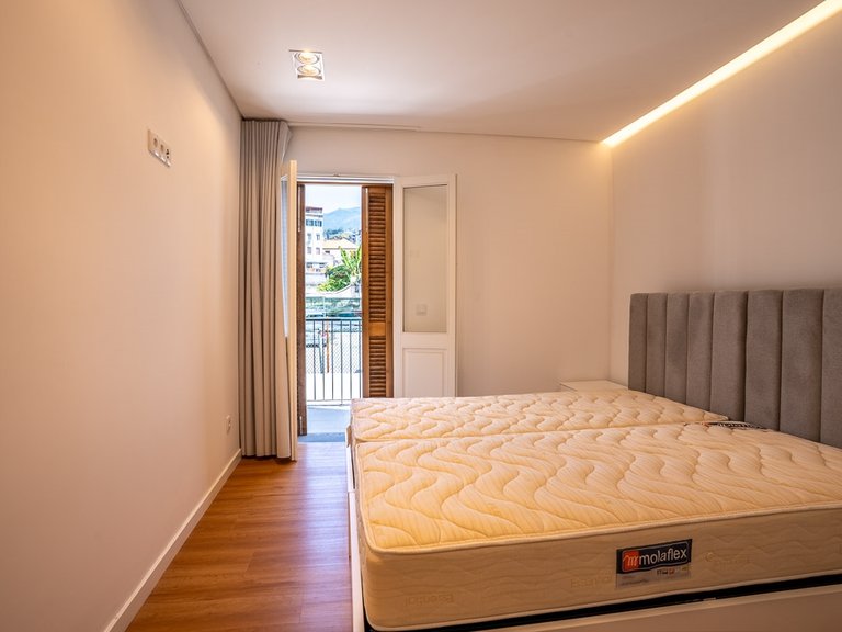 Apartment for Sale in Funchal, Ilha Da Madeira, Portugal 2