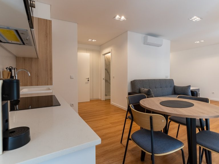 Apartment for Sale in Funchal, Ilha Da Madeira, Portugal 9