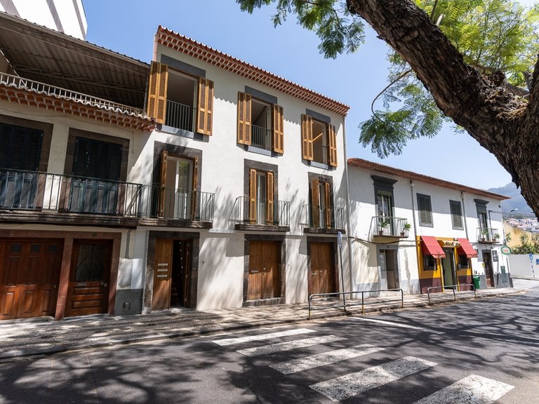 Apartment for Sale in Funchal, Ilha Da Madeira, Portugal 13