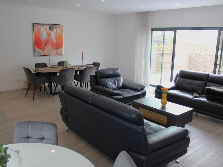 Villa for Sale in Albufeira, Algarve, Portugal 7