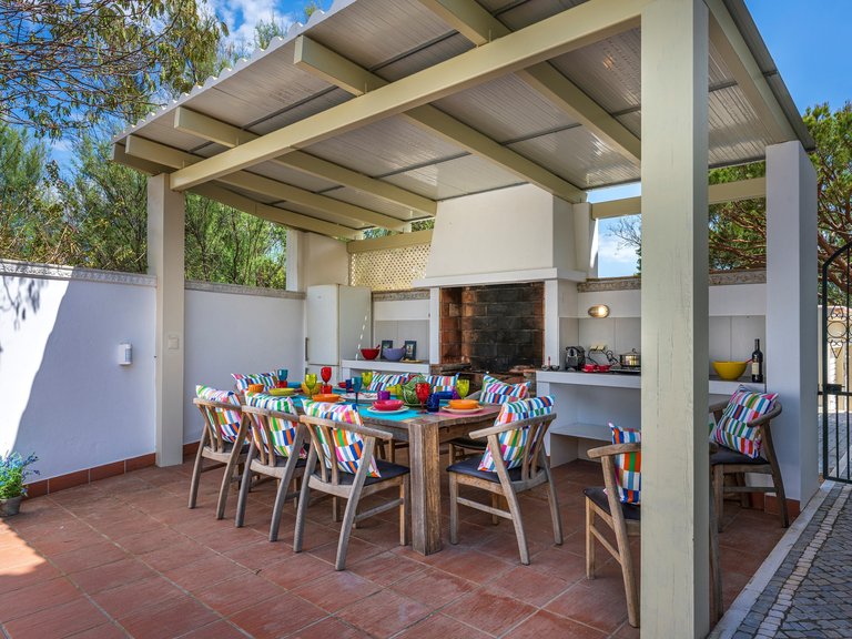 Villa for Sale in Loulé, Algarve, Portugal 5