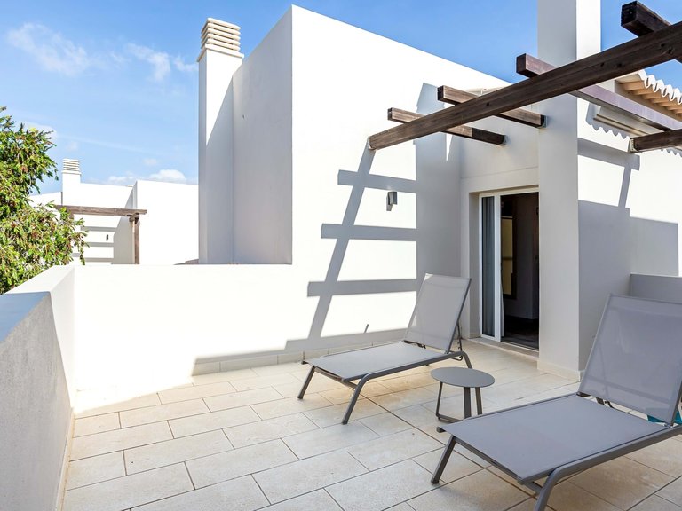 Villa for Sale in Lagoa, Algarve, Portugal 20