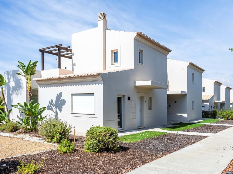 Villa for Sale in Lagoa, Algarve, Portugal 11