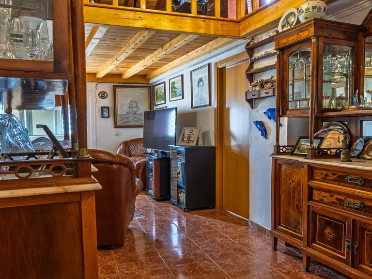 Villa for Sale in Vila Do Bispo, Algarve, Portugal 8