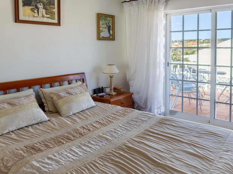Villa for Sale in Vila Do Bispo, Algarve, Portugal 16