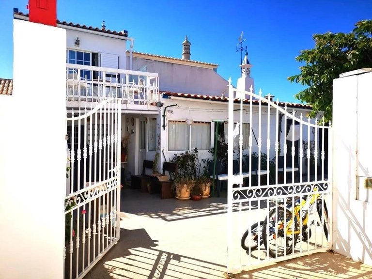 Villa for Sale in Vila Do Bispo, Algarve, Portugal 2
