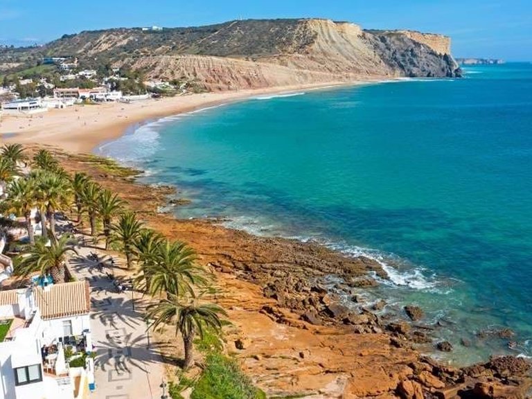 Villa for Sale in Lagos, Algarve, Portugal 17