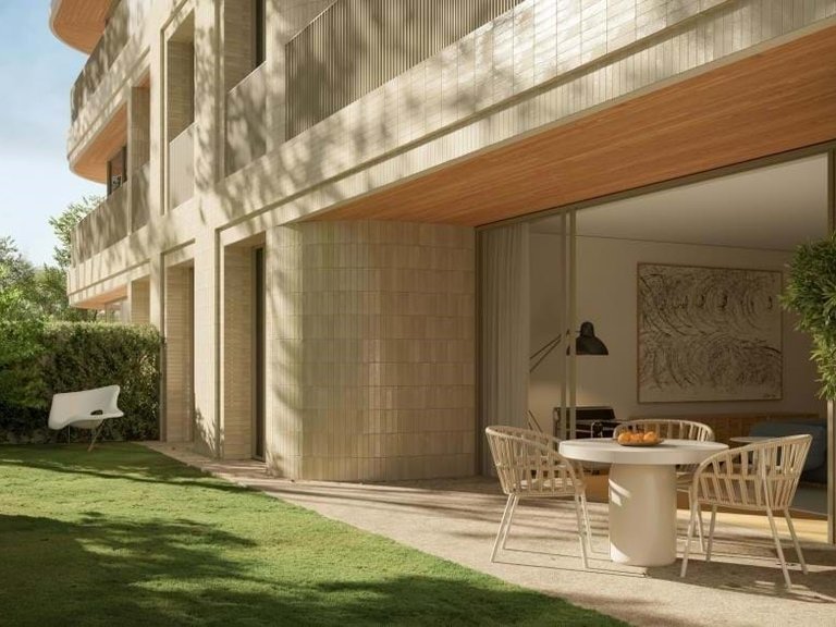 Apartment for Sale in Porto, Porto, Portugal 1
