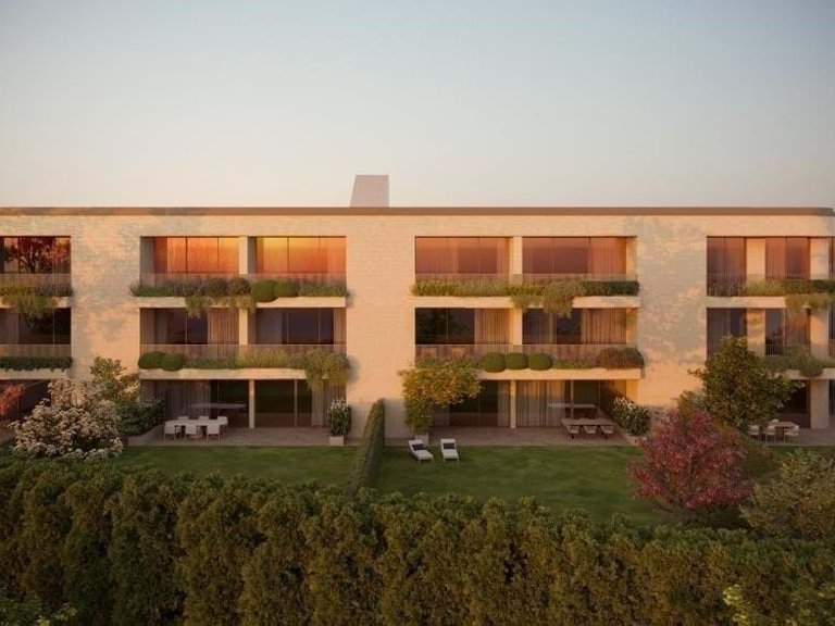 Apartment for Sale in Porto, Porto, Portugal 1