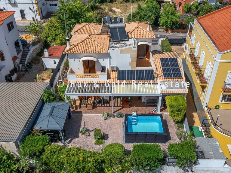 Villa for Sale in Loulé, Algarve, Portugal 1
