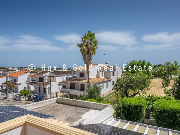 Villa for Sale in Loulé, Algarve, Portugal 27