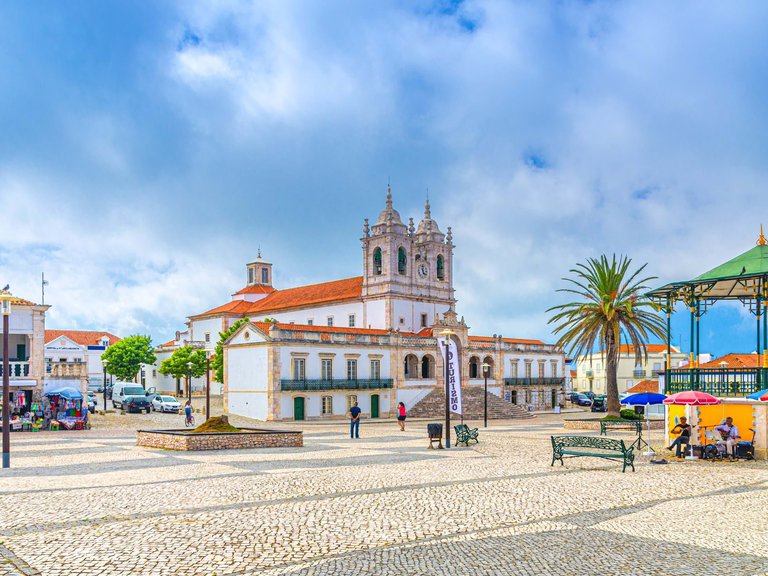 Villa for Sale in Nazaré, Leiria, Portugal 17