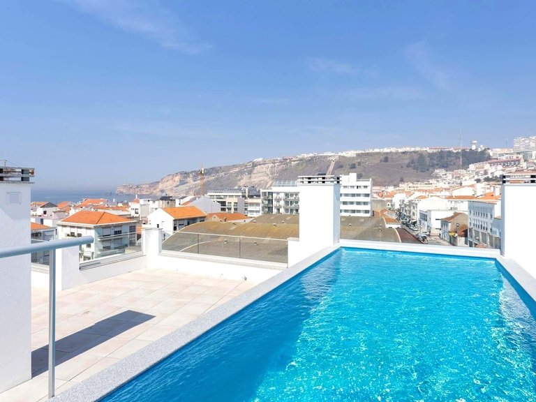 Apartment for Sale in Nazaré, Leiria, Portugal 1