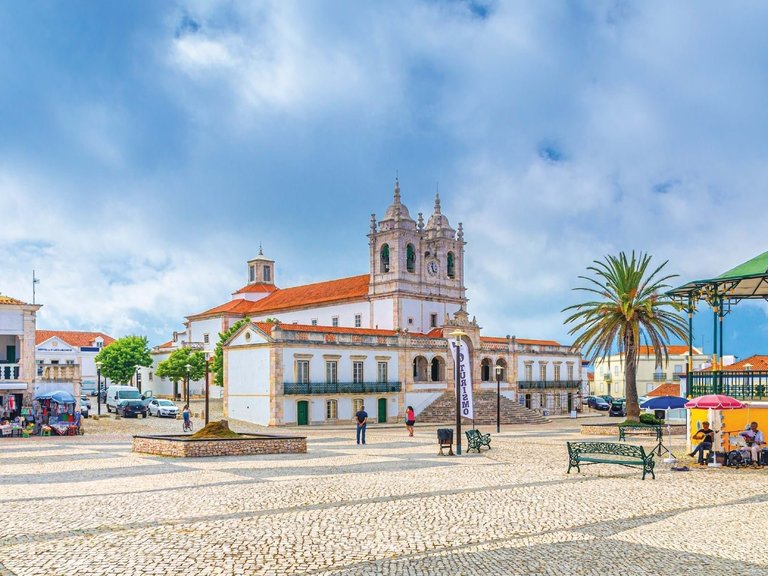 Apartment for Sale in Nazaré, Leiria, Portugal 19