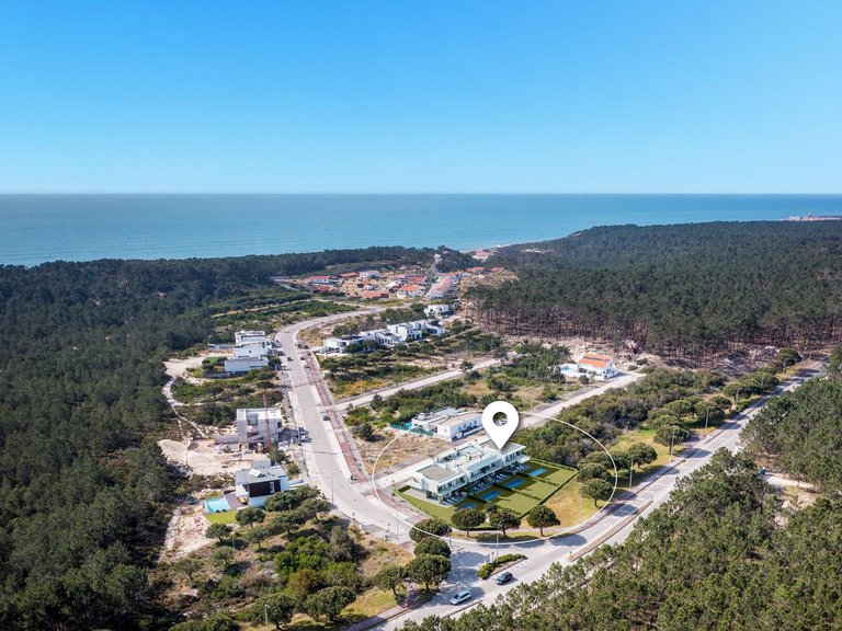 Apartment for Sale in Nazaré, Leiria, Portugal 2