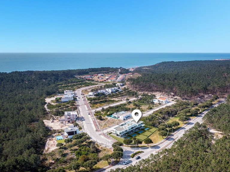 Apartment for Sale in Nazaré, Leiria, Portugal 3