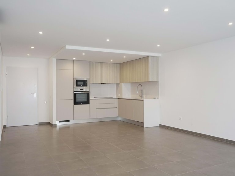 Apartment for Sale in Nazaré, Leiria, Portugal 4