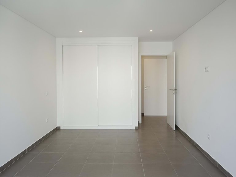 Apartment for Sale in Nazaré, Leiria, Portugal 9