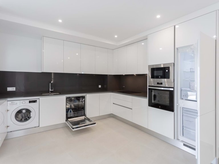 Apartment for Sale in Nazaré, Leiria, Portugal 9