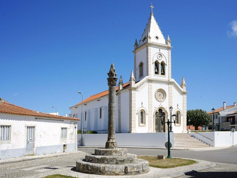 Villa for Sale in Alcobaça, Leiria, Portugal 16