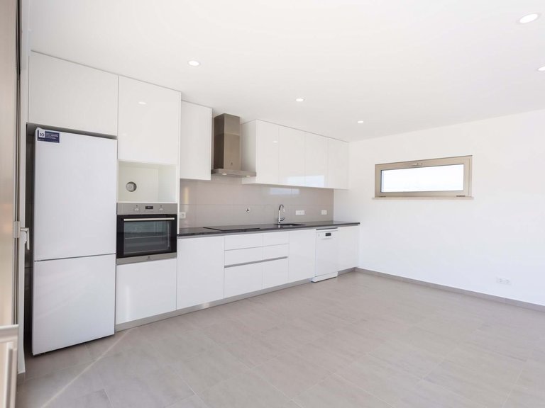 Villa for Sale in Caldas Da Rainha, Leiria, Portugal 6