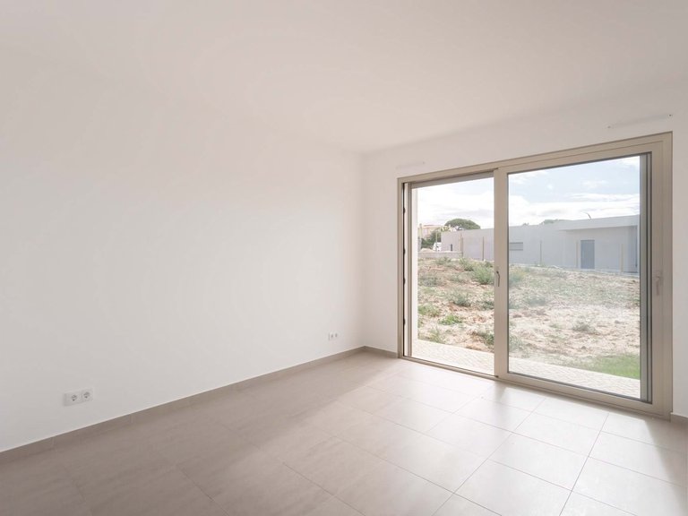 Villa for Sale in Caldas Da Rainha, Leiria, Portugal 11