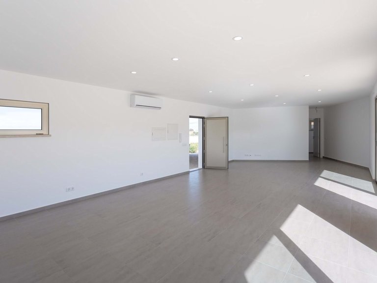 Villa for Sale in Caldas Da Rainha, Leiria, Portugal 7