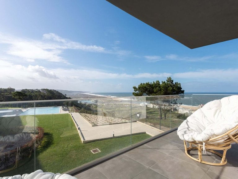 Apartment for Sale in Nazaré, Leiria, Portugal 1
