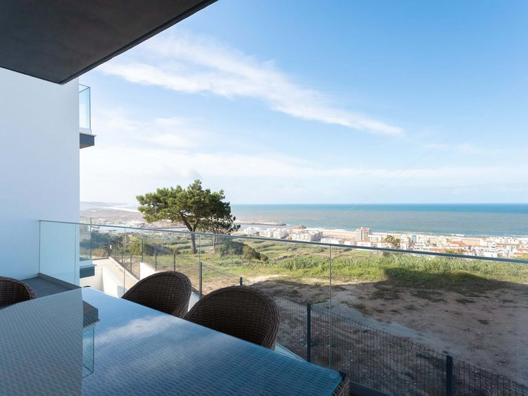 Apartment for Sale in Nazaré, Leiria, Portugal 11