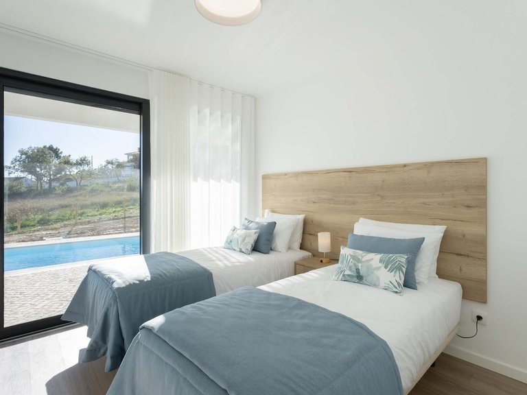 Villa for Sale in Nazaré, Leiria, Portugal 19