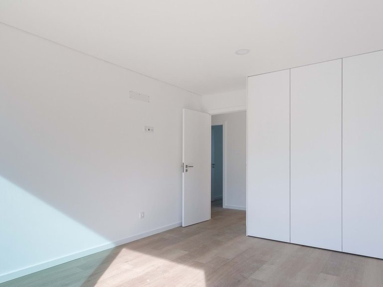 Villa for Sale in Caldas Da Rainha, Leiria, Portugal 13