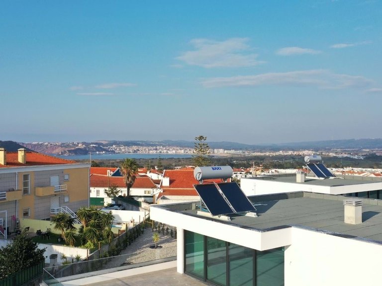 Villa for Sale in Caldas Da Rainha, Leiria, Portugal 14