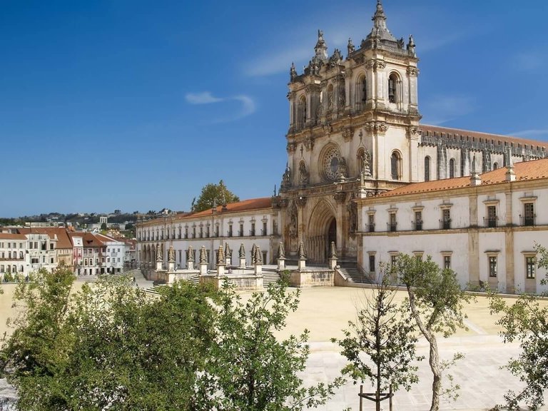 Villa for Sale in Caldas Da Rainha, Leiria, Portugal 22