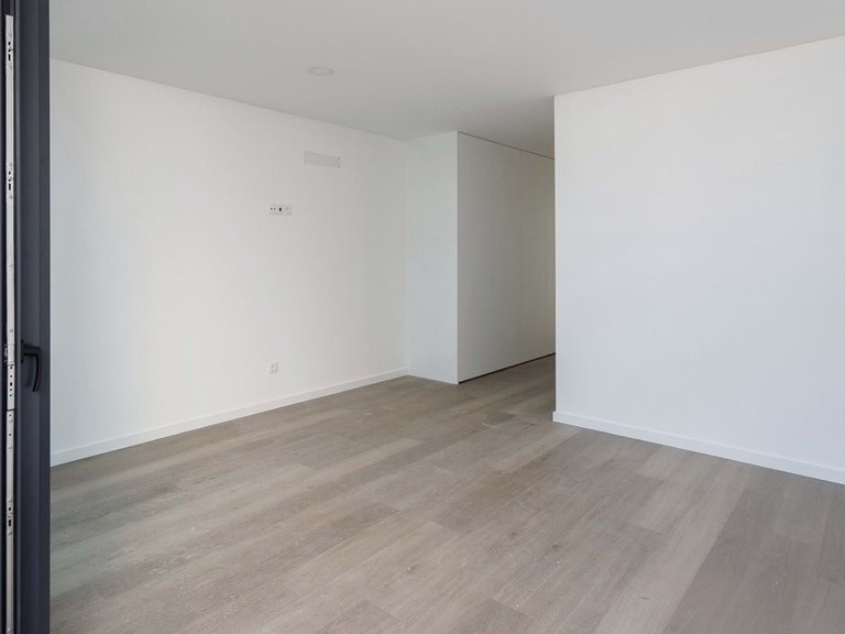 Villa for Sale in Alcobaça, Leiria, Portugal 8