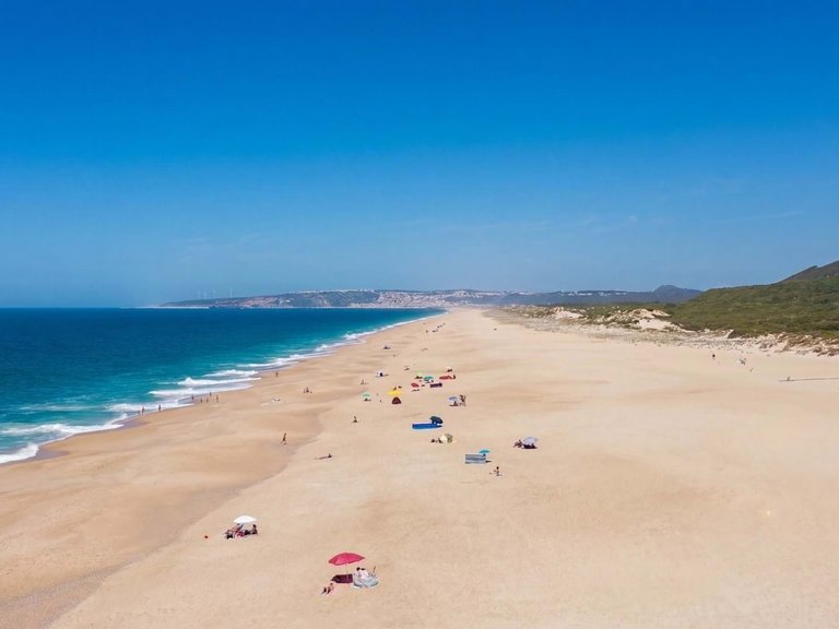 Villa for Sale in Nazaré, Leiria, Portugal 17