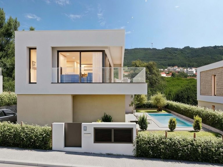 Villa for Sale in Nazaré, Leiria, Portugal 3