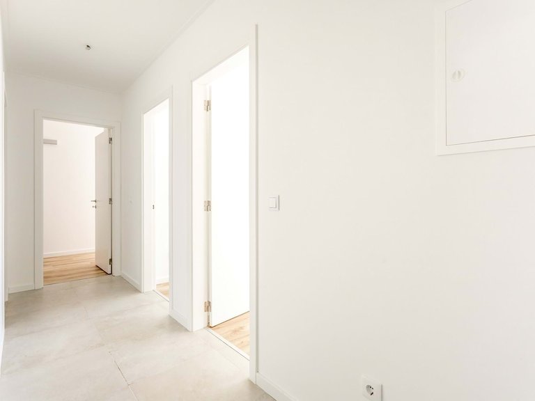 Villa for Sale in Nazaré, Leiria, Portugal 11