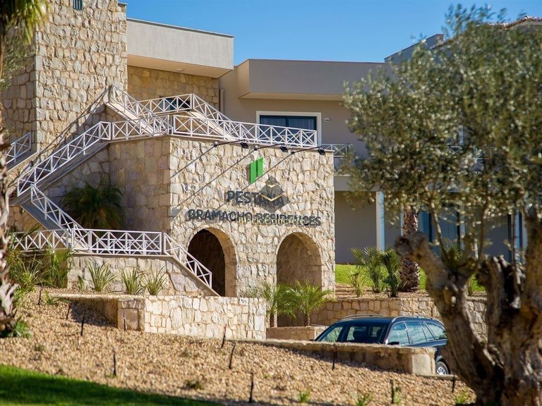 Apartment for Sale in Lagoa, Algarve 15