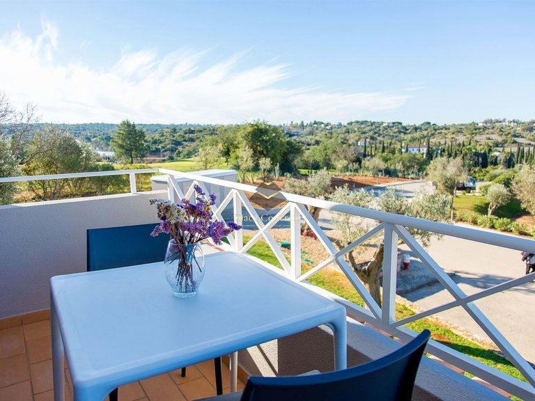 Apartment for Sale in Lagoa, Algarve 2