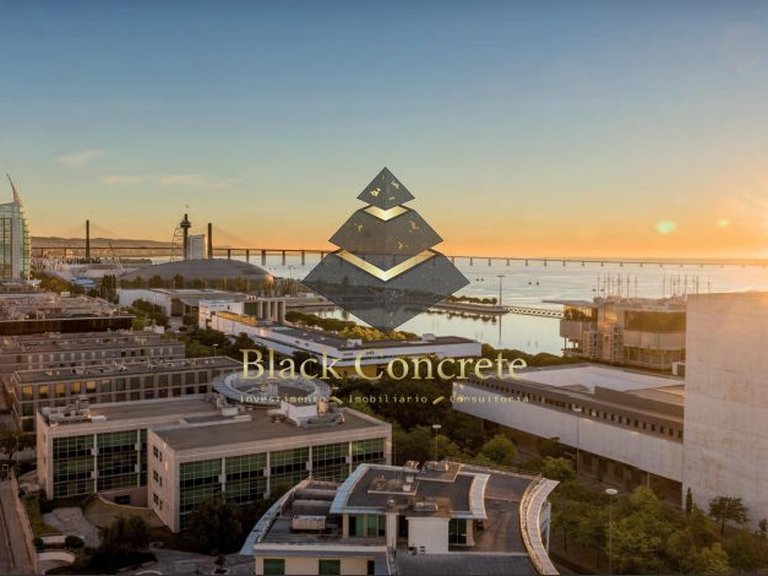Apartment for Sale in Lisboa, Lisbon 14