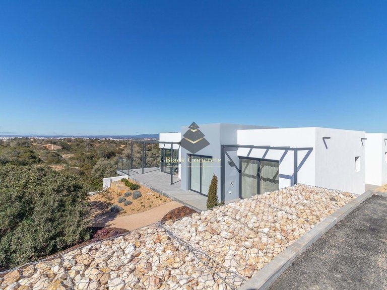 Apartment for Sale in Lagoa, Algarve 17