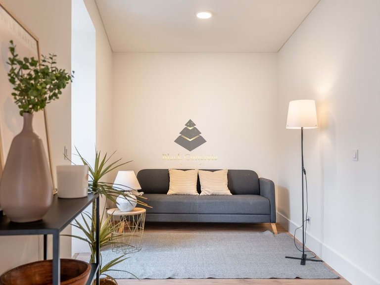 Apartment for Sale in Lisboa, Lisbon 18