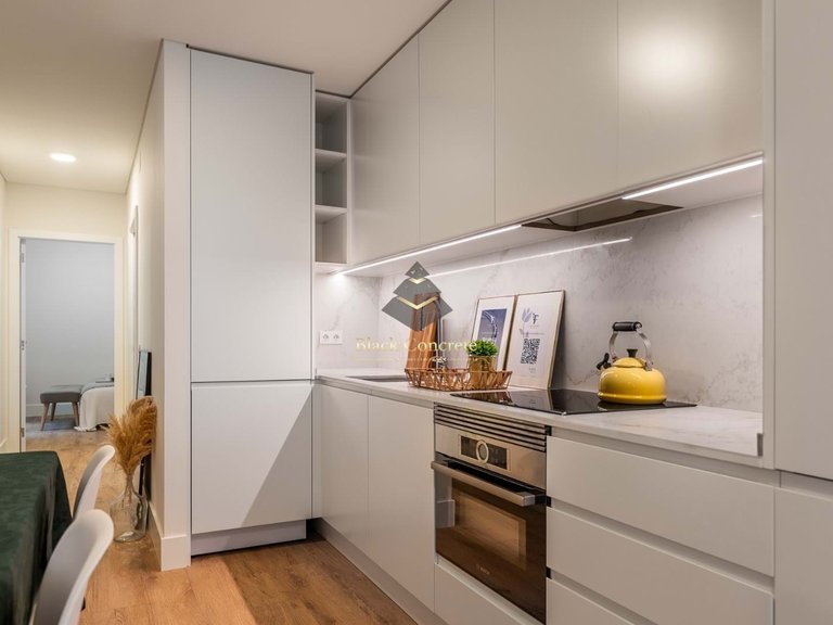 Apartment for Sale in Lisboa, Lisbon 6