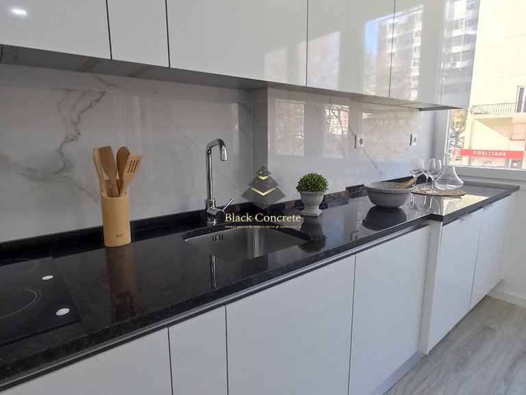 Apartment for Sale in Lisboa, Lisbon 7